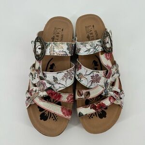 Women’s NWOB Spring Step L’Artiste Yarden Floral Sandals Size 40 Velcro closure